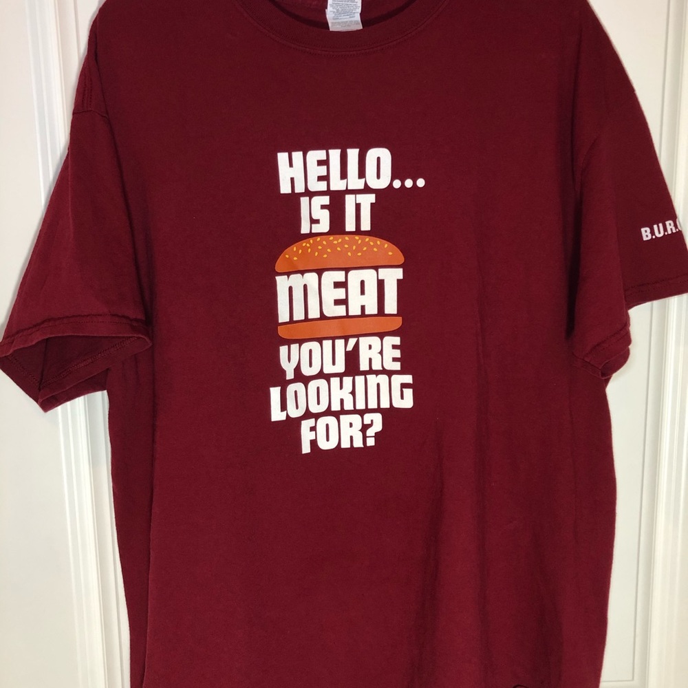 Red Robbin Tee
